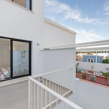 Primero En Centro De Apartment